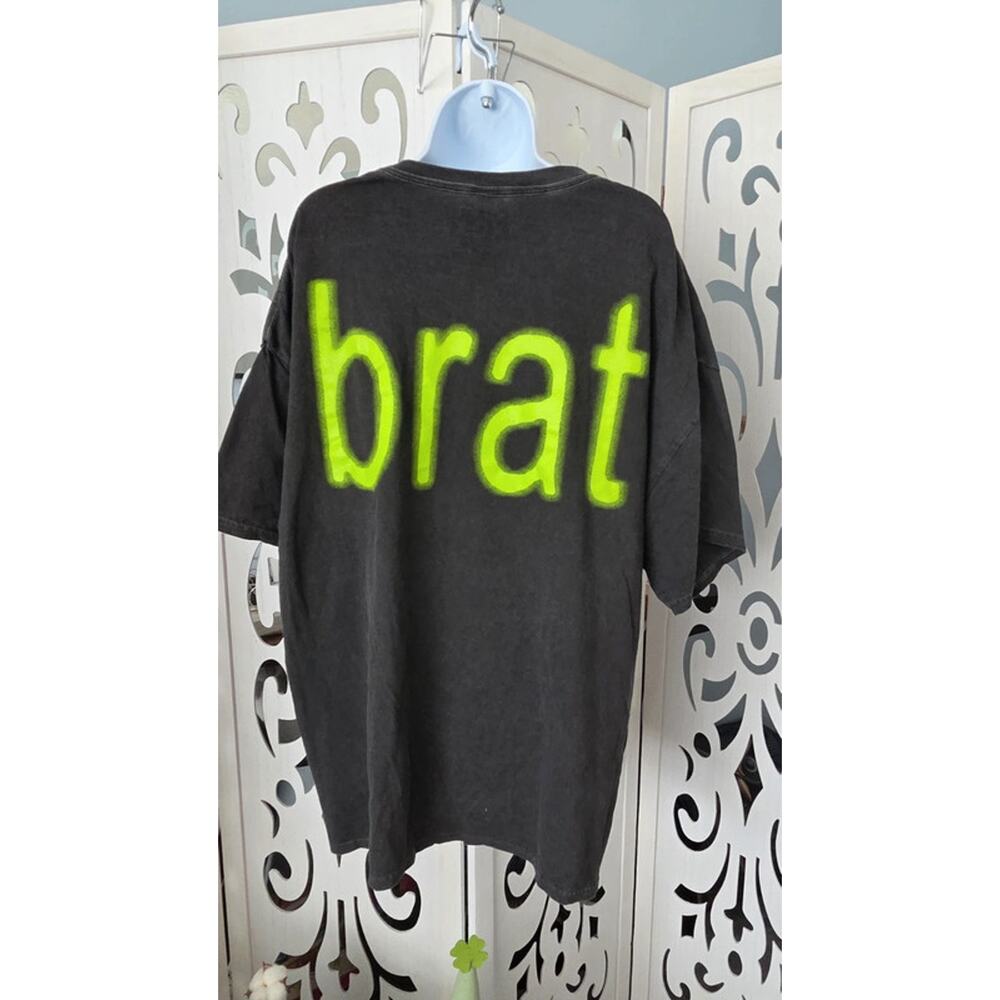 Charli XCX Brat Graphic T-Shirt Charcoal Gray XXL nwot Official Tour Merch Tee